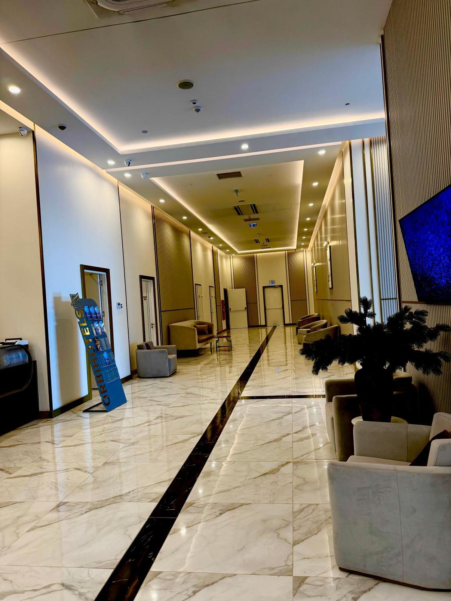 Vip Aparthotel Orbi City Sea View Batumi Exterior foto